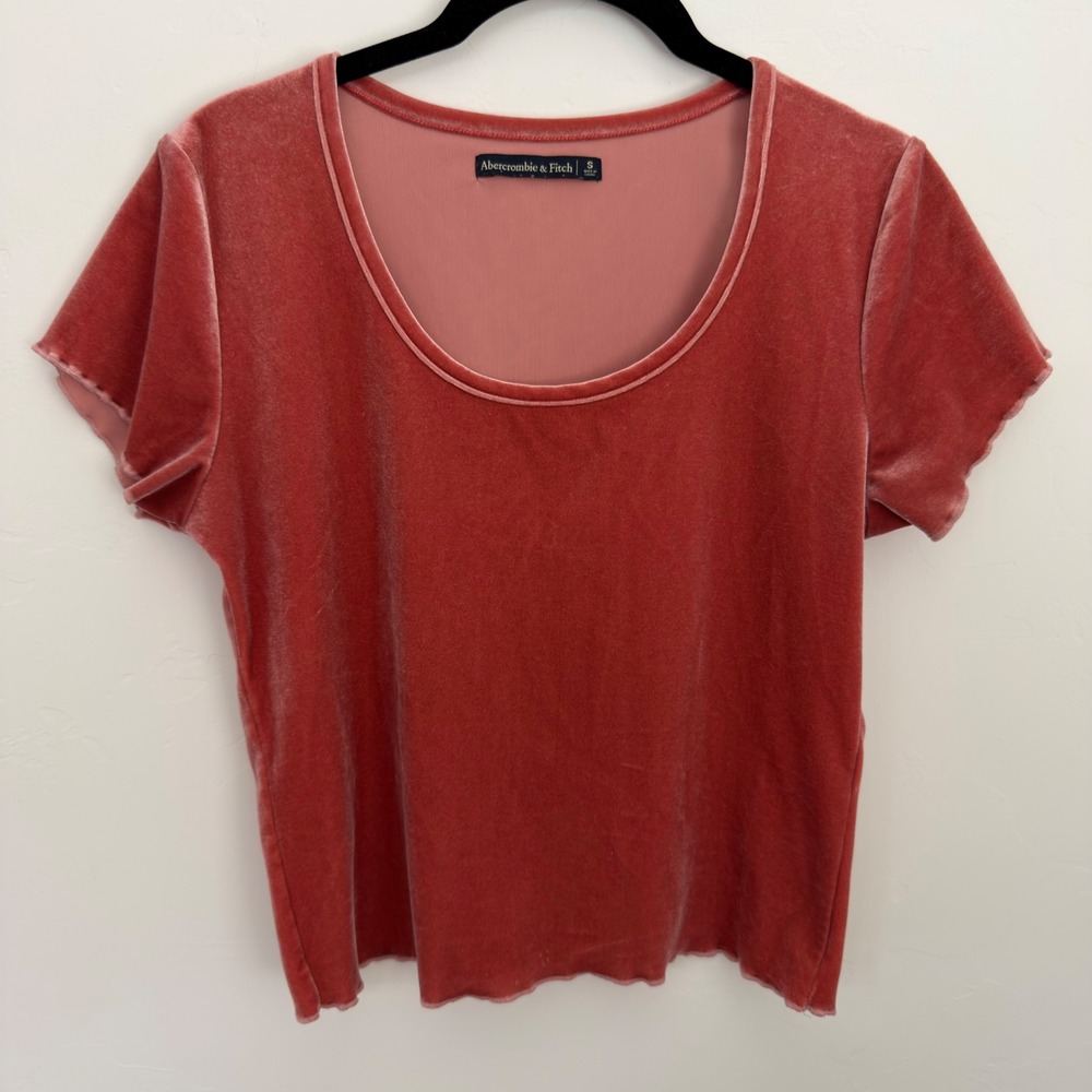 Abercrombie & Fitch Womens Velvet Scoop Neck Lettuce Edge Top Coral Pink Small